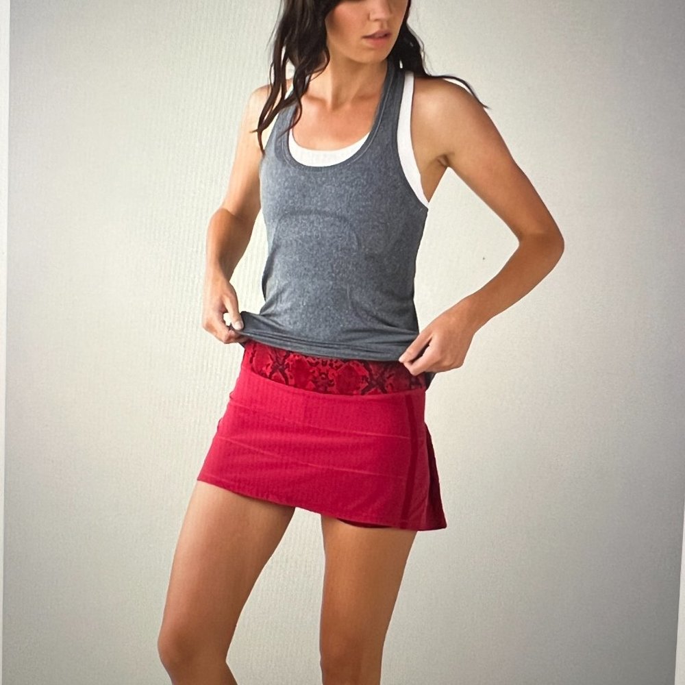 Lululemon Pace Rival Skirt Run Red Snake 6